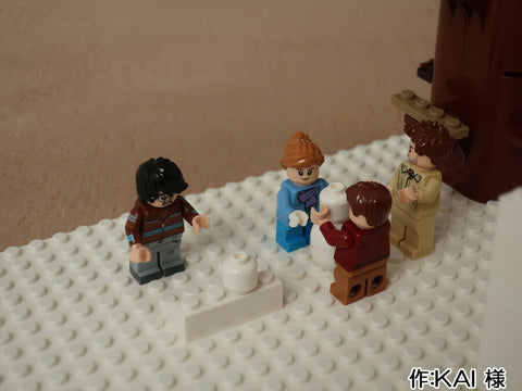 雪だるまを作る家族(KAI 様)