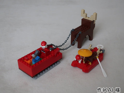 北半球と南半球のサンタとソリ(KAI 様)