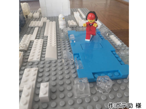 真冬に楽しく遊び子供たち(ポテ助 様)