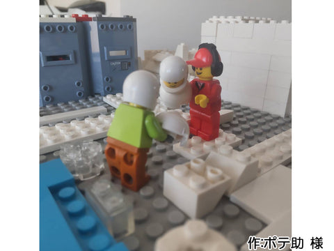 真冬に楽しく遊び子供たち(ポテ助 様)