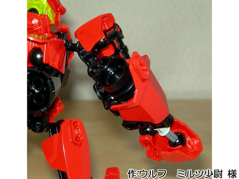 加速する拳(ウルフ ミルツ少尉 様)