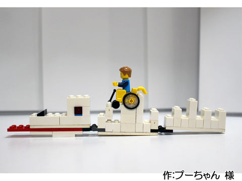 動くシロヘビ(プーちゃん 様)