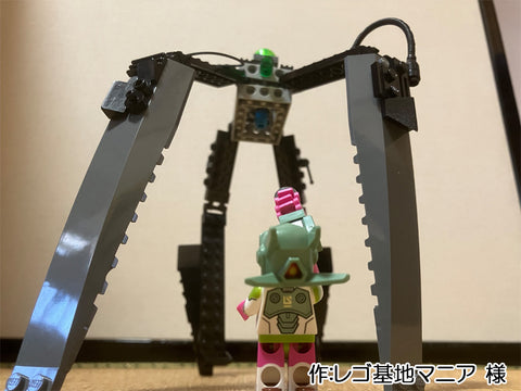 強襲ロボット(レゴ基地マニア 様)