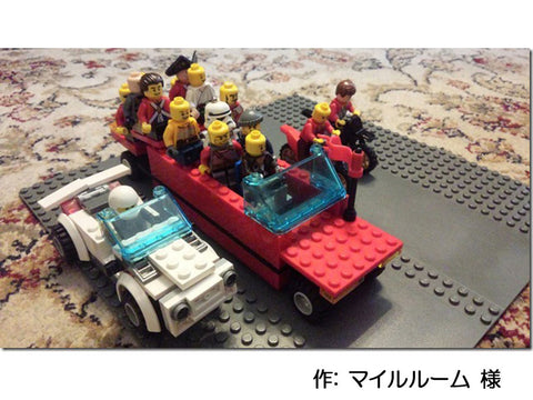 探検隊のオープンリムジンと白いオープンカー(マイルルーム 様)