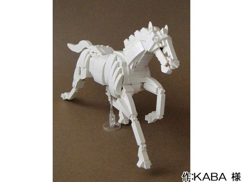 疾走する白馬(KABA 様)