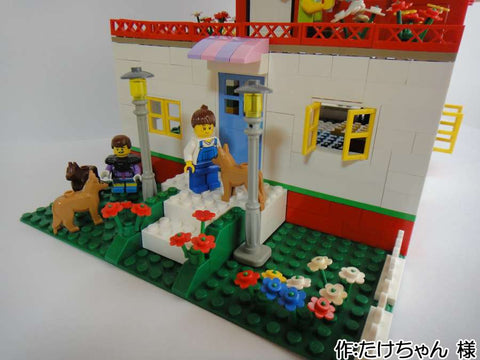 「赤と白のお家」(たけちゃん 様)