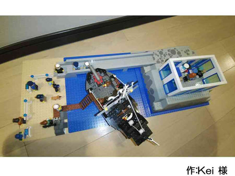 警察が海賊船をお出迎え(Kei 様)