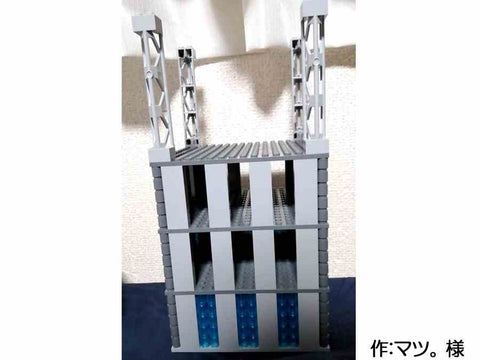 ビル「工事中」(マツ。 様)