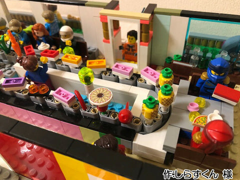 にぎやかな回転食堂(しらすくん 様)