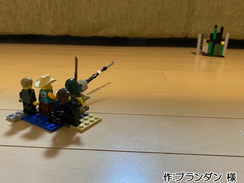 ビル群にミサイル発射5秒前(プランダン 様)