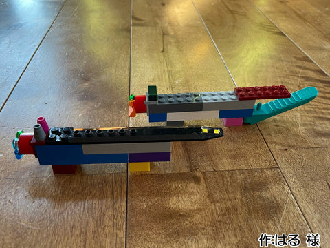 ロボット工場で作られた、ロボットのトラ。(はる 様)