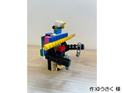 たたかうロボット（ゆうさく 様）