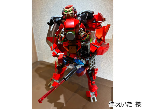 紅の鎧を身につけたロボット戦士（えいた 様）
